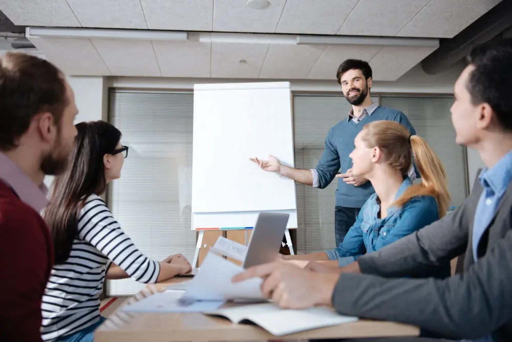Formations et coaching sur mesure pour particuliers et entreprises